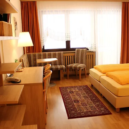 Hotel Sonnenhof Lambichl